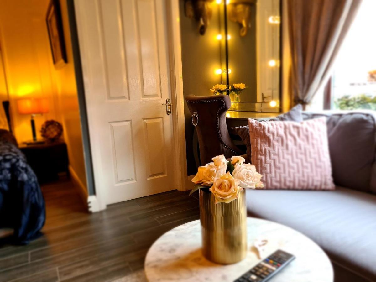 Belfast Cosy Cabin Bagian luar foto